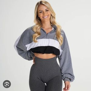 NVGTN - Grey Oversized Cropped Pullover